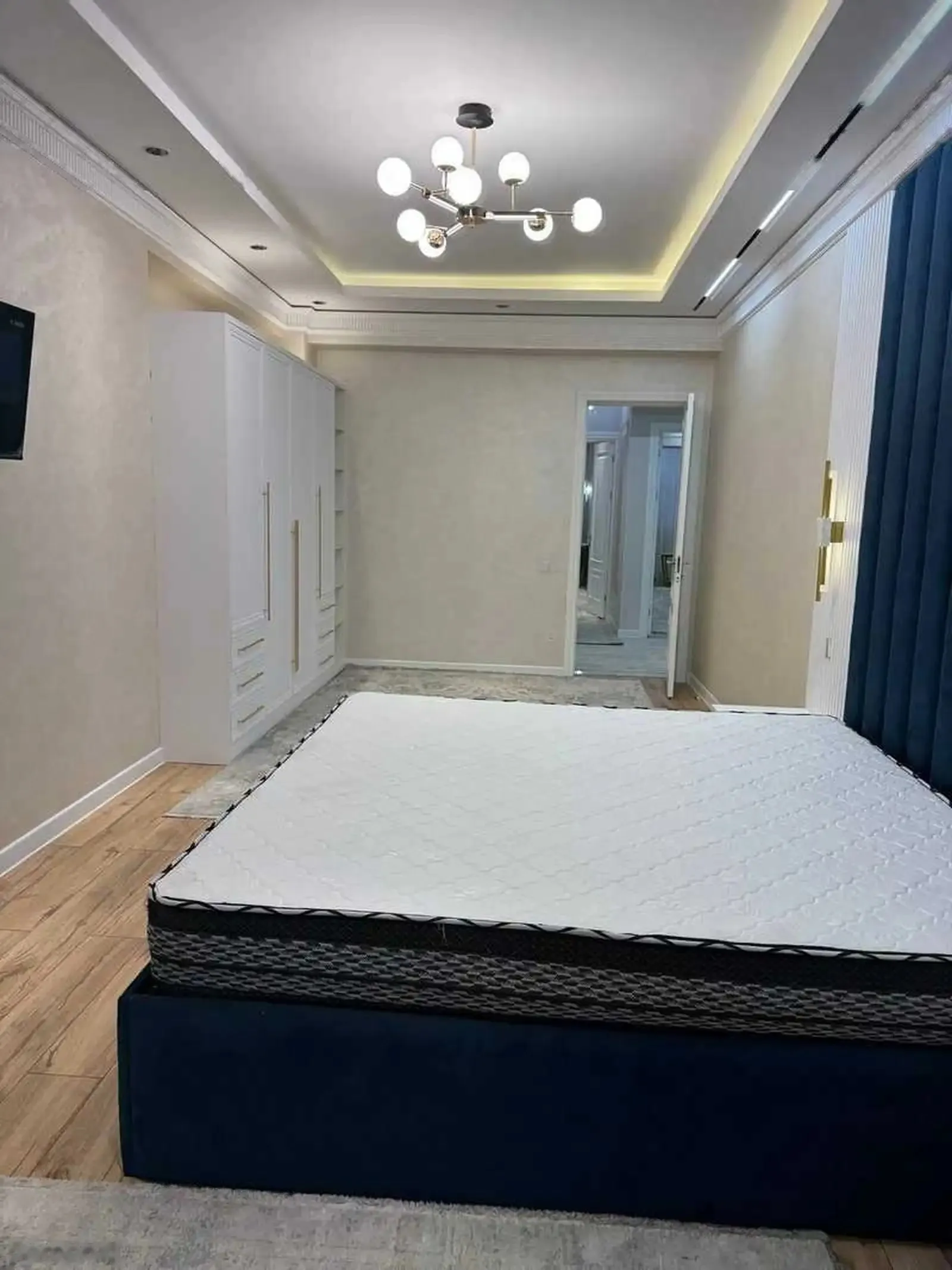 3-комн. квартира, 13 этаж, 120м², Шохмансур