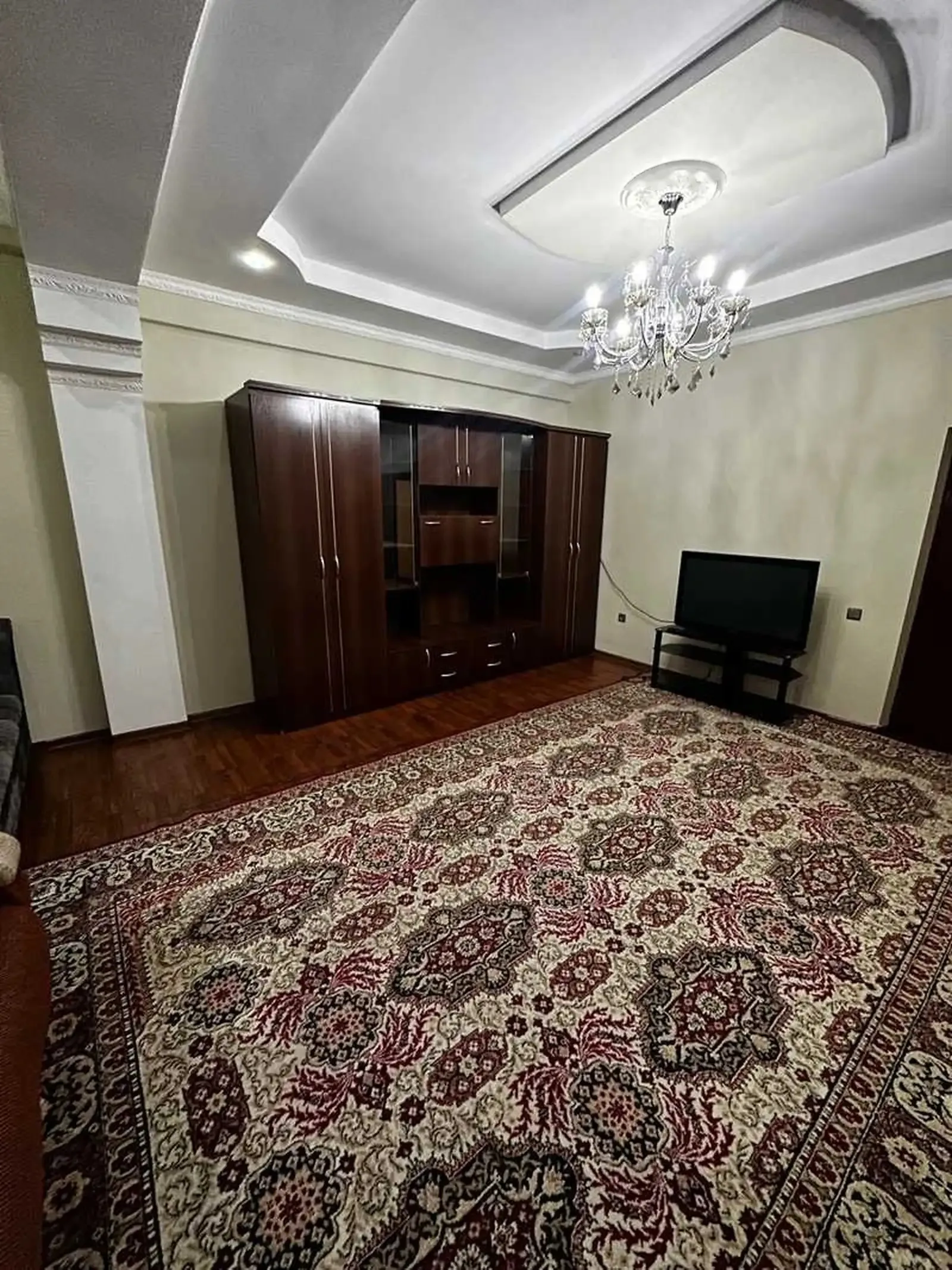 2-комн. квартира, 5 этаж, 83м², 82мкр доми чикен