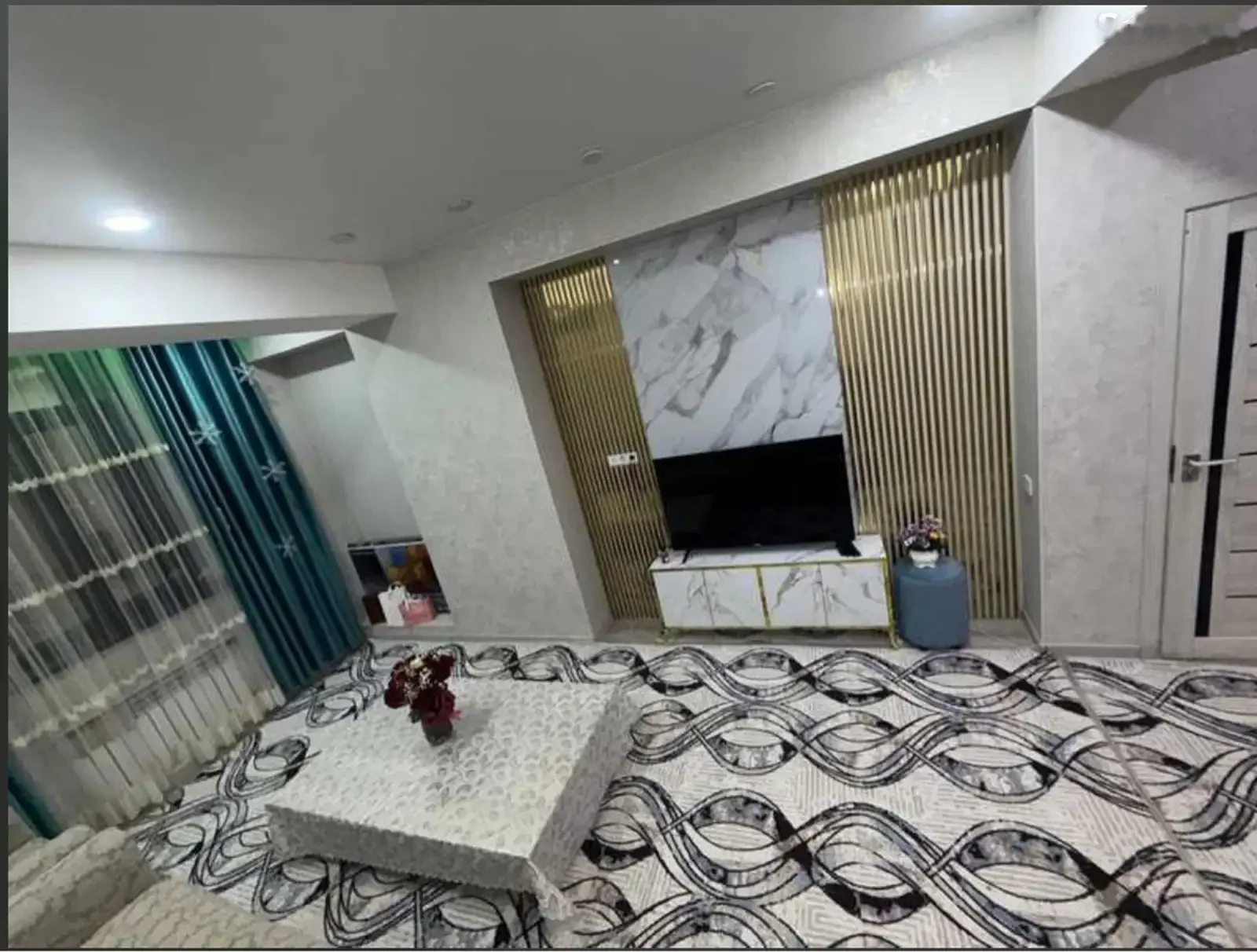 2-комн. квартира, 6 этаж, 64м², Чордома