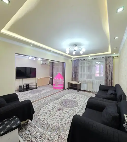 4-комн. квартира, 1 этаж, 80 м², Сино