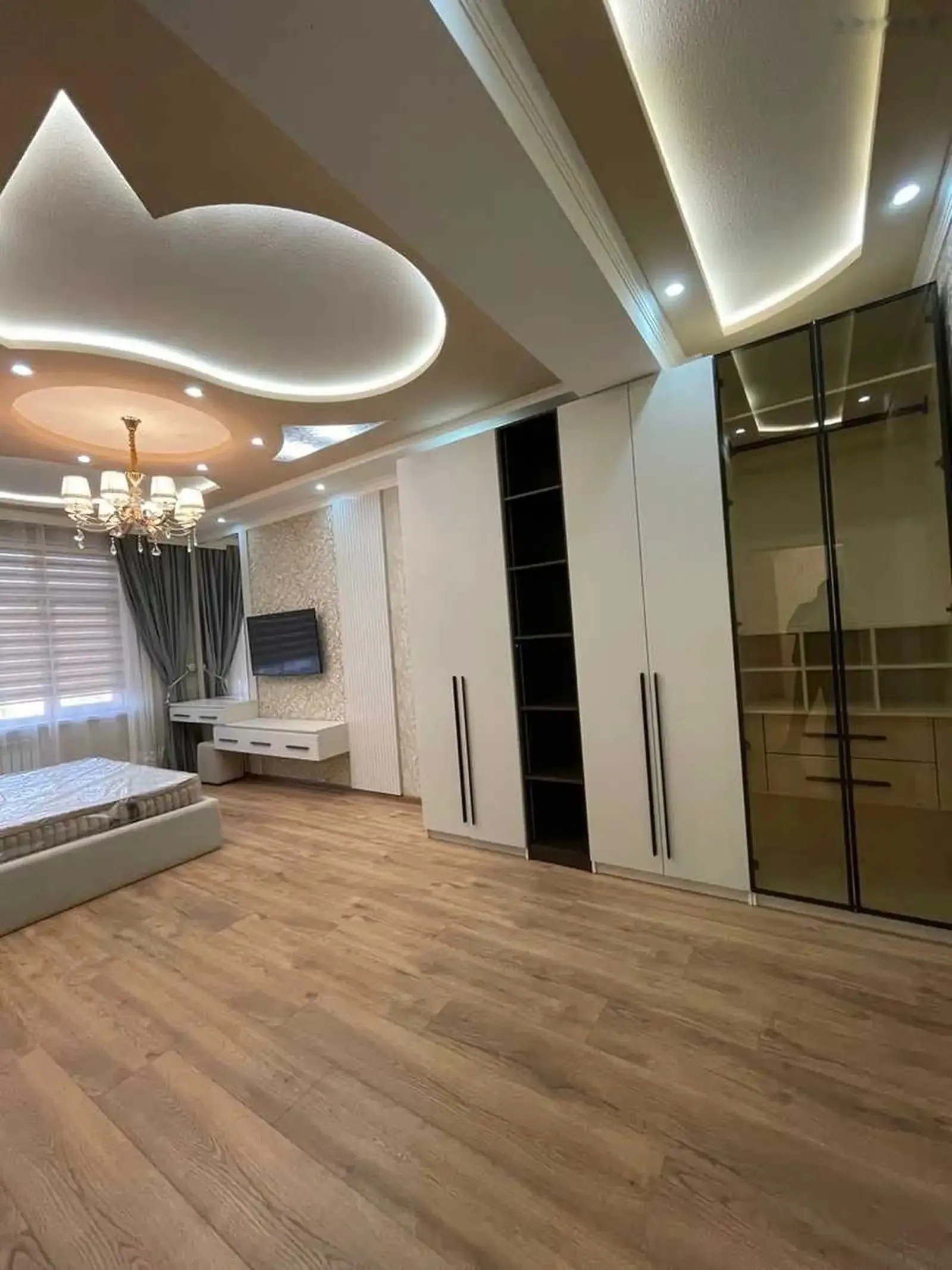 2-комн. квартира, 6 этаж, 100м², И.Сомони