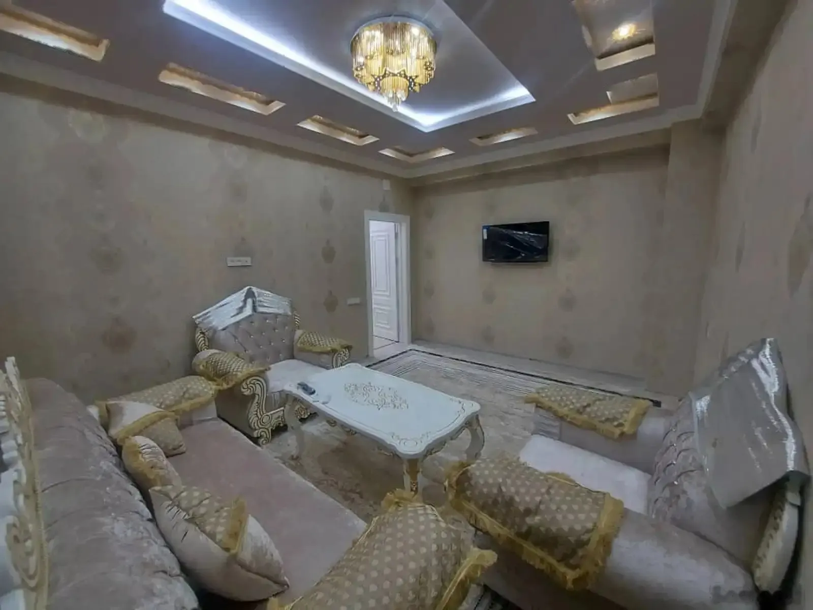 2-комн. квартира, 8 этаж, 69м², Шохмансур