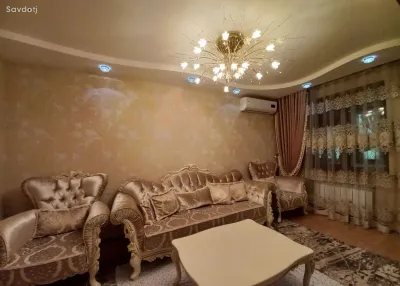 4-к квартира, 5 этаж, 80 м² м², И. Сомони, на против парка Истиклол