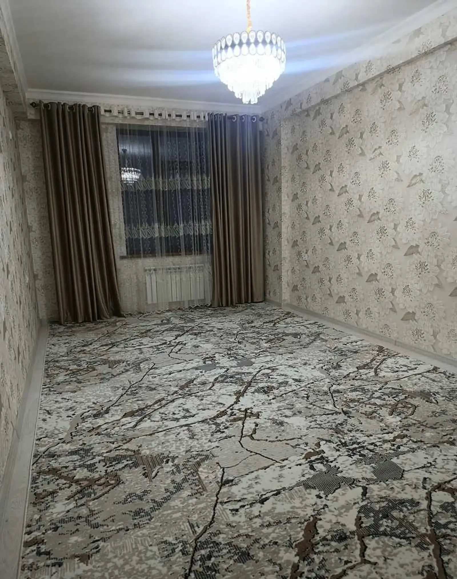 2-комн. квартира, 3 этаж, 80м², Ҷал Ҷам