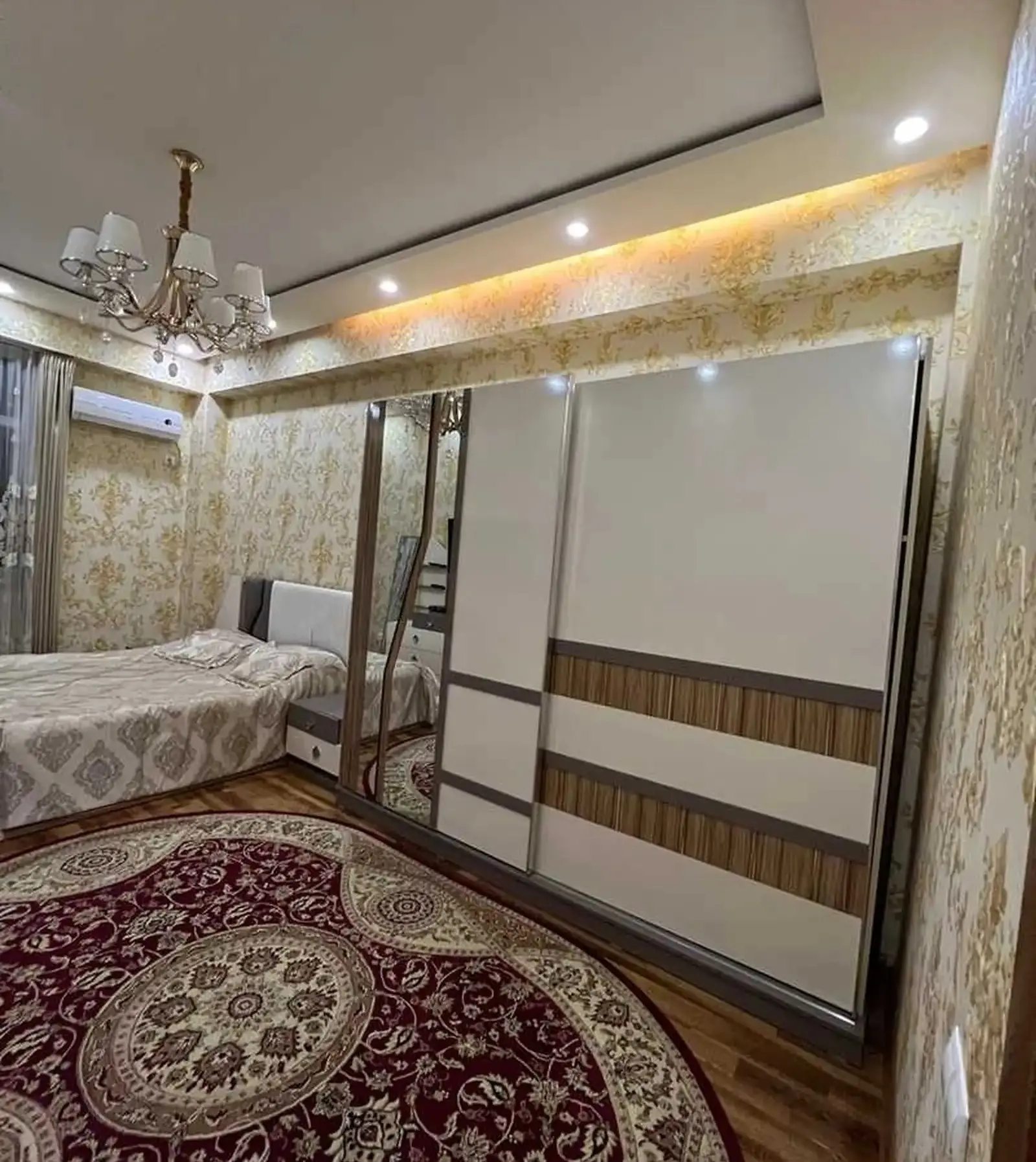 3-комн. квартира, 11 этаж, 140м², Сомони