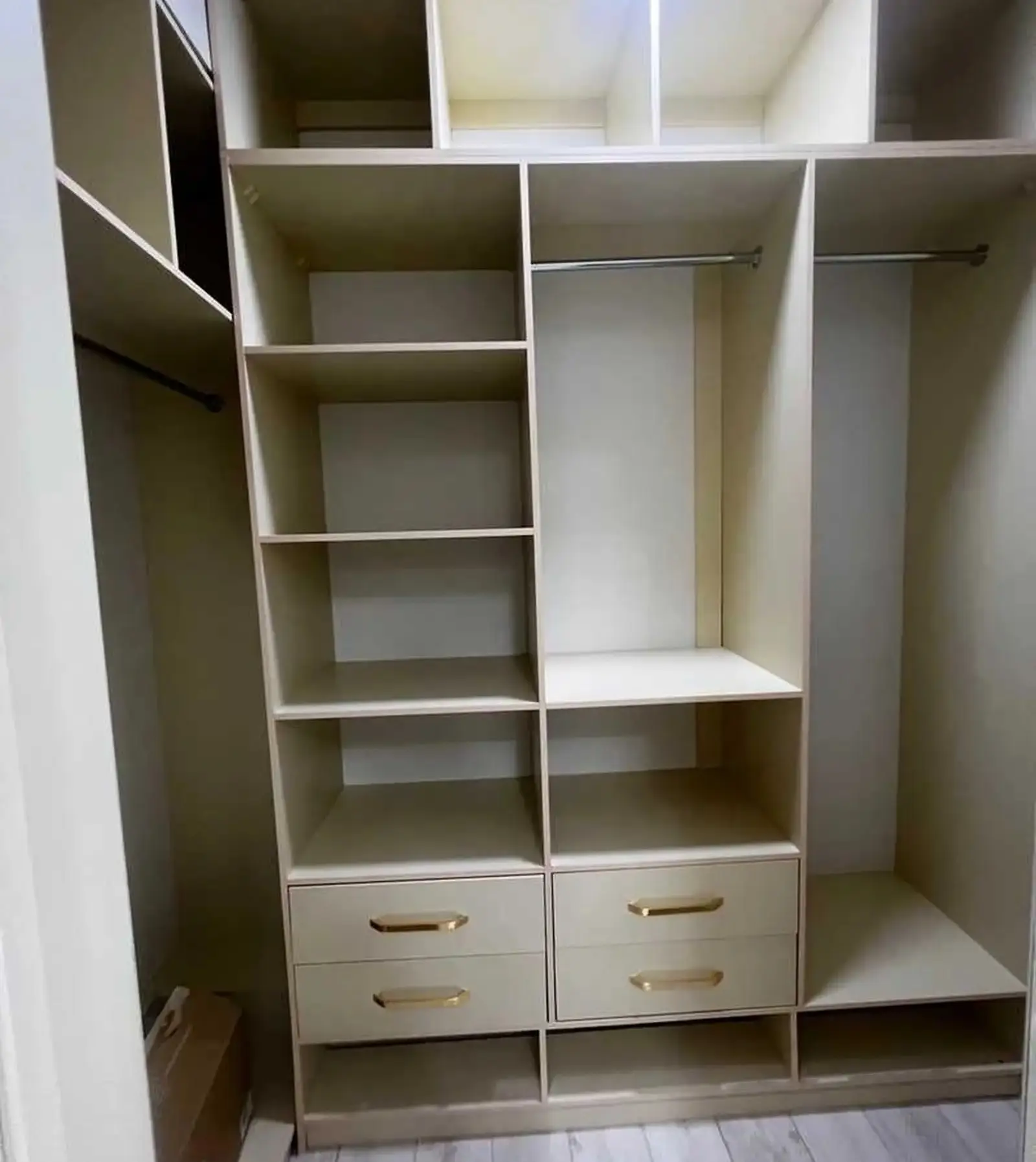 2-комн. квартира, 7 этаж, 98м², И.Сомони