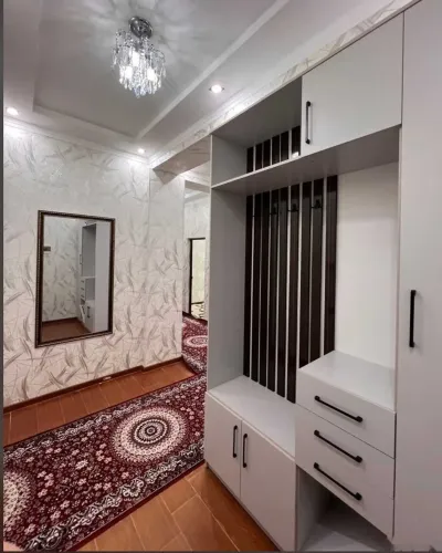 3-комн. квартира, 2 этаж, 90м², И.Сомони