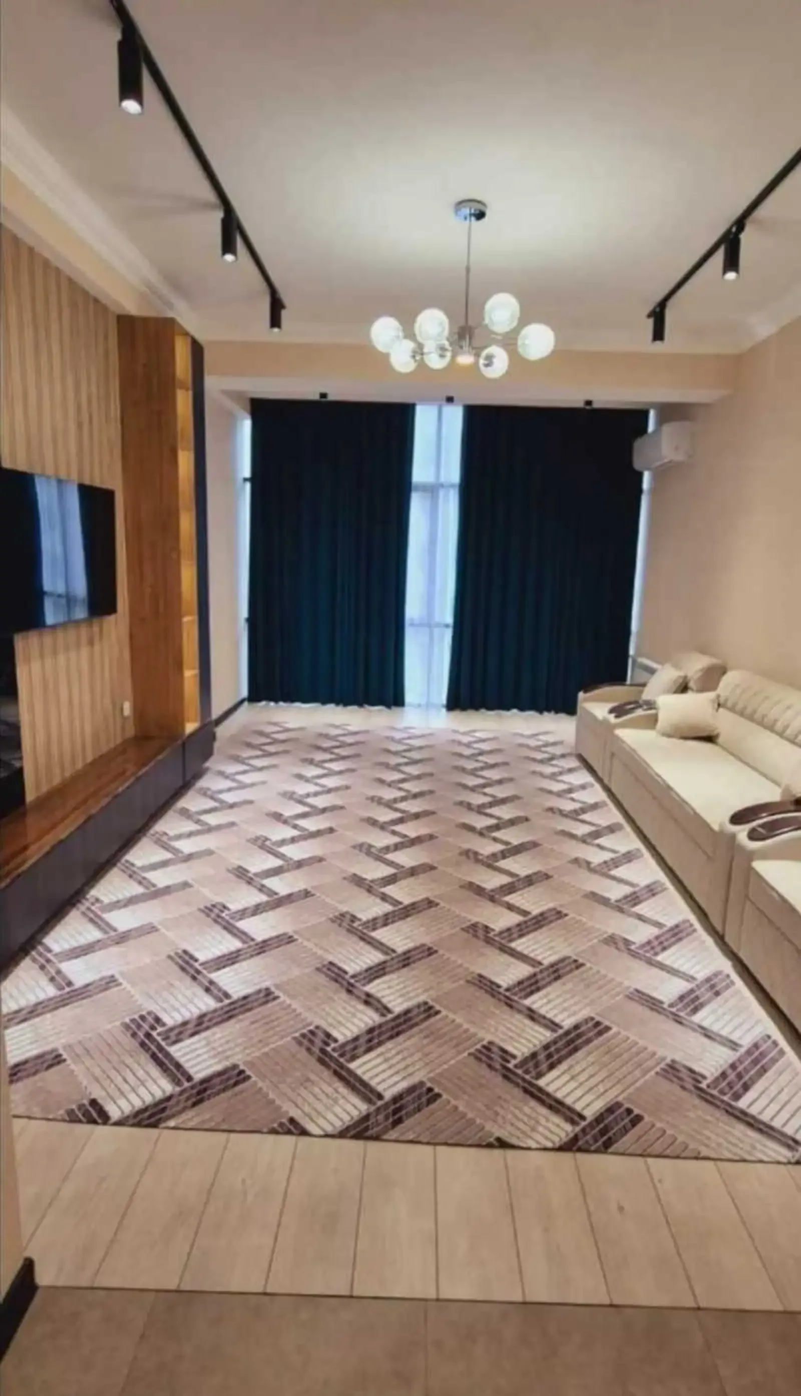 2-комн. квартира, 13 этаж, 80м², Дом печать