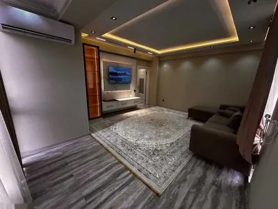3-комн. квартира, 2 этаж, 90м², 102 мкр