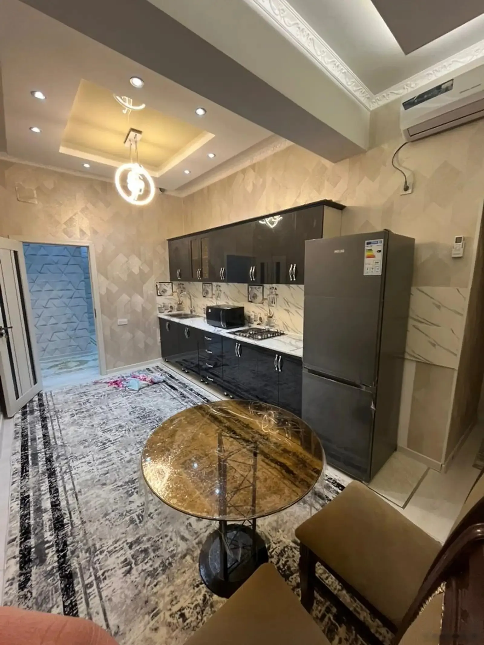 2-комн. квартира, 3 этаж, 75м², Аэропорт