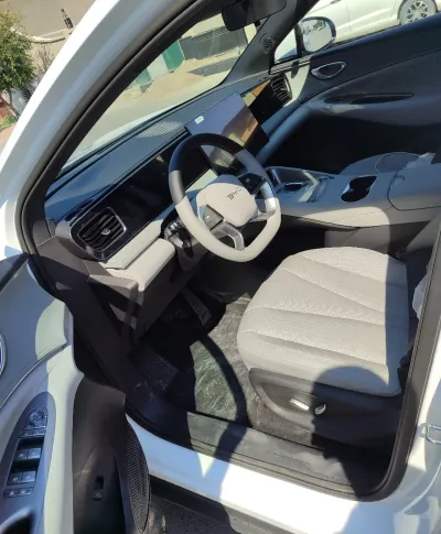 BYD Sea Lion 06, 2025