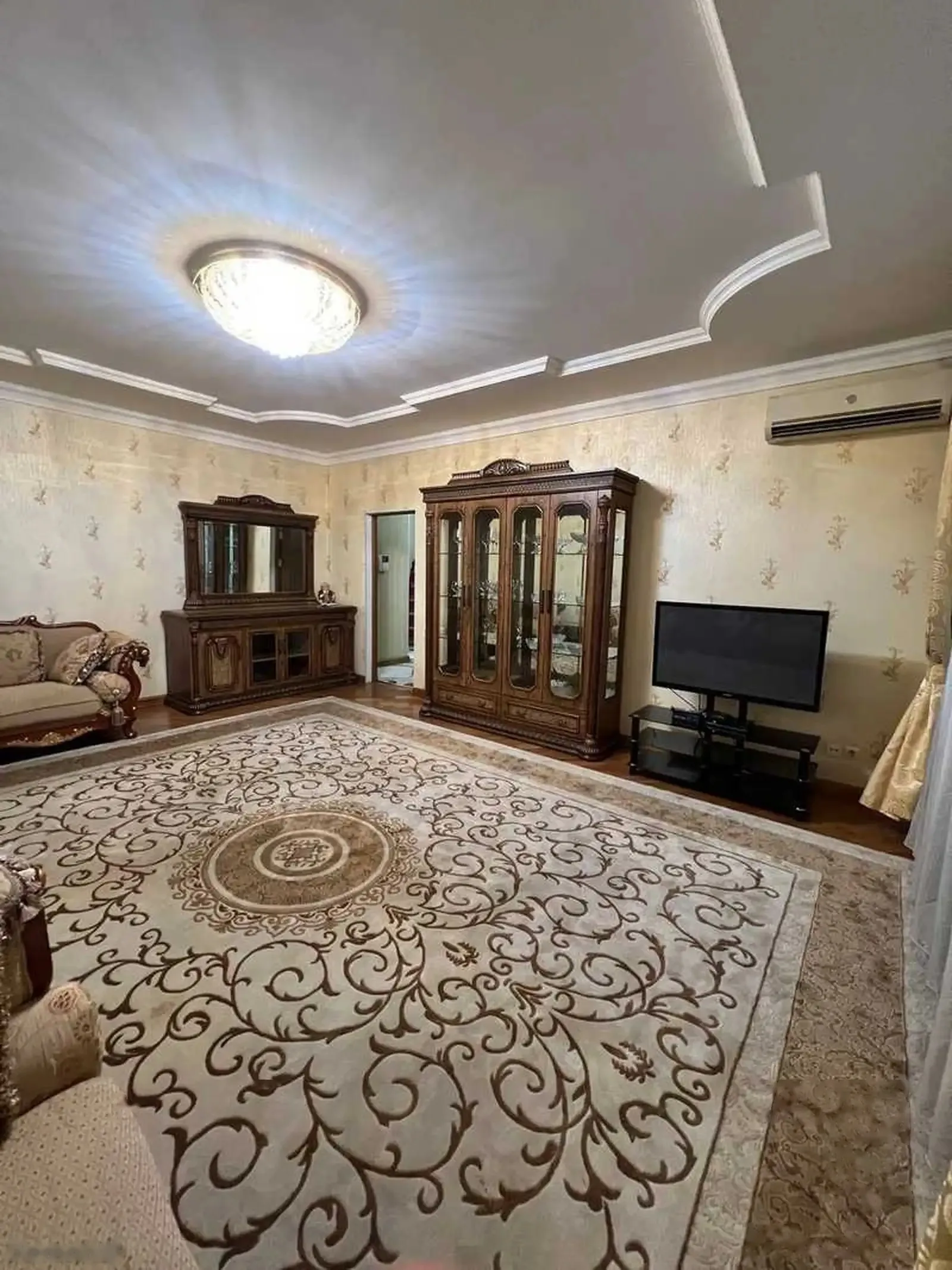 2-комн. квартира, 4 этаж, 118м², дом печат домт швили