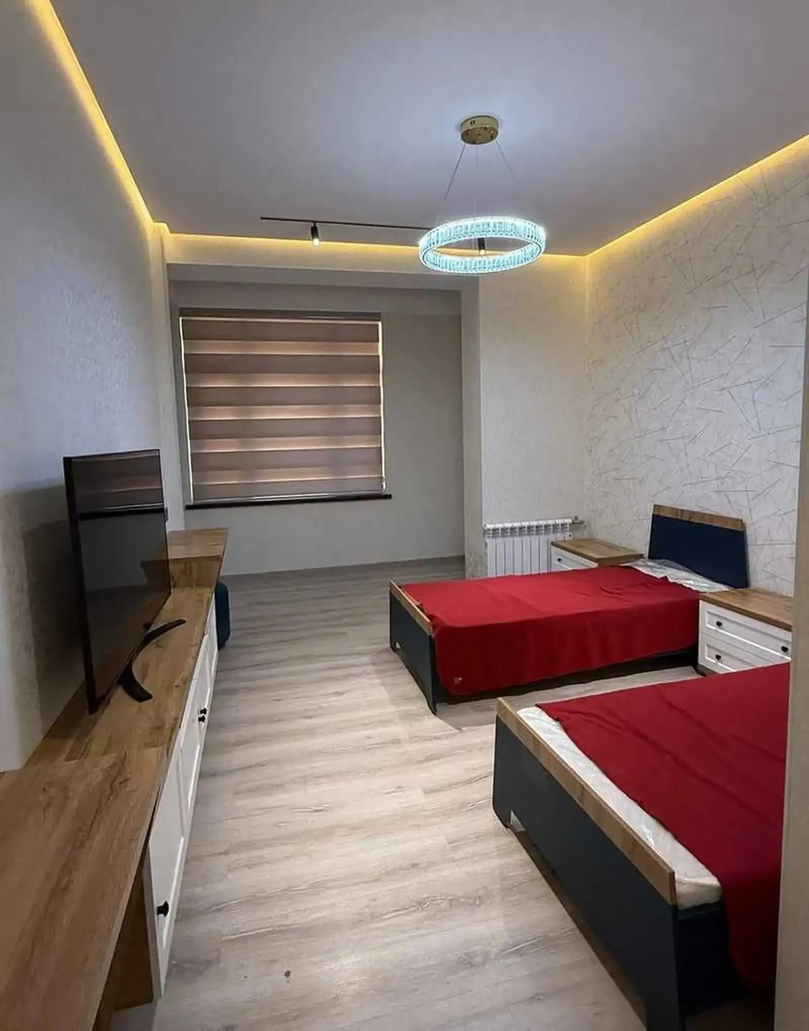3-комн. квартира, 8 этаж, 110м², Стадион Спартак, Роддом - 1