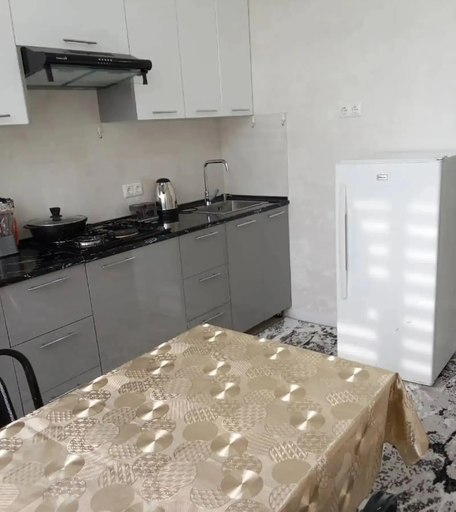 2-комн. квартира, 2 этаж, 58м², 19 Мкр