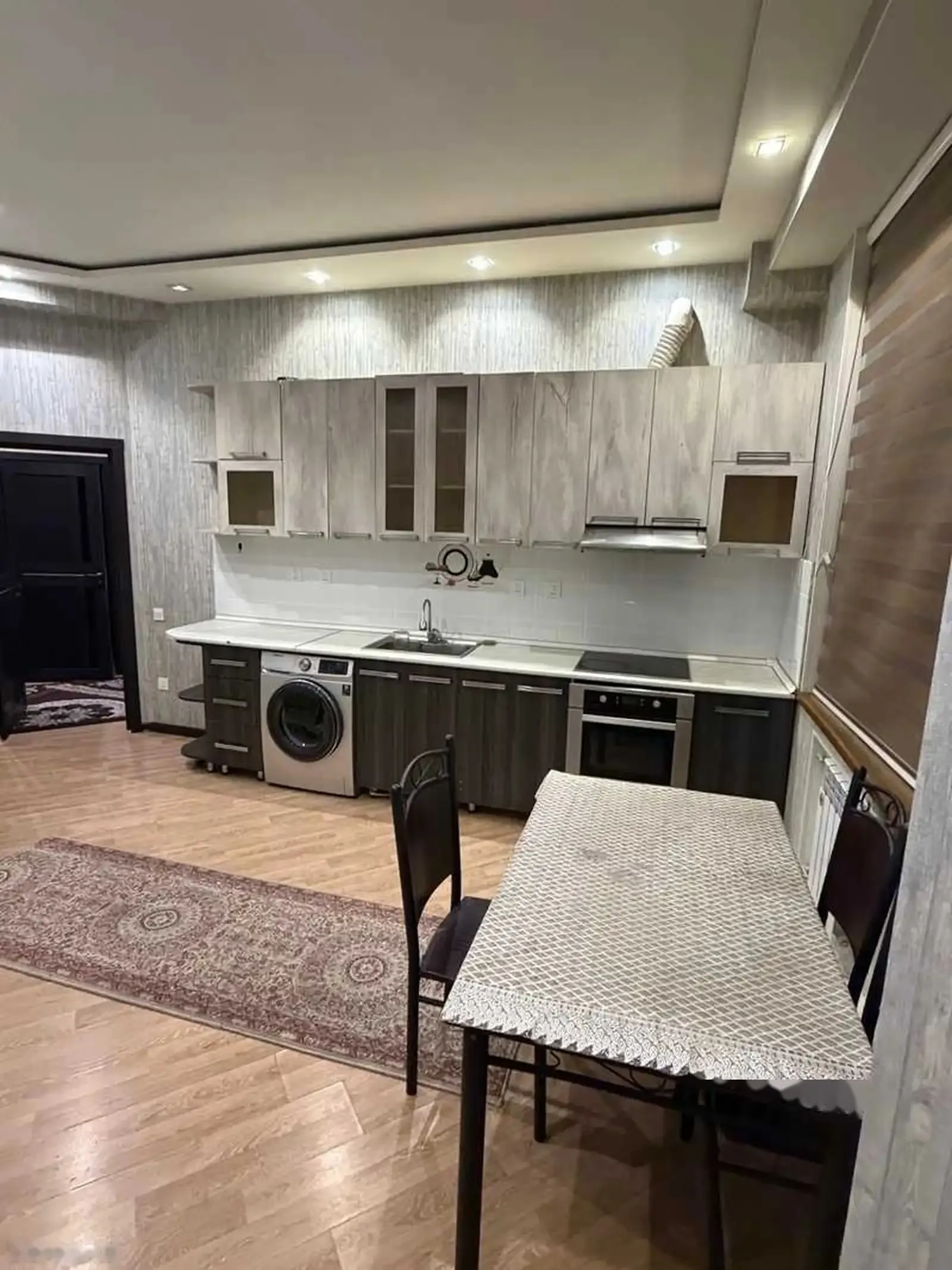 3-комн. квартира, 8 этаж, 113м², Шохмансур