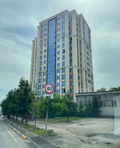 2-к квартира, 3 этаж, 63 м², Фирдавси