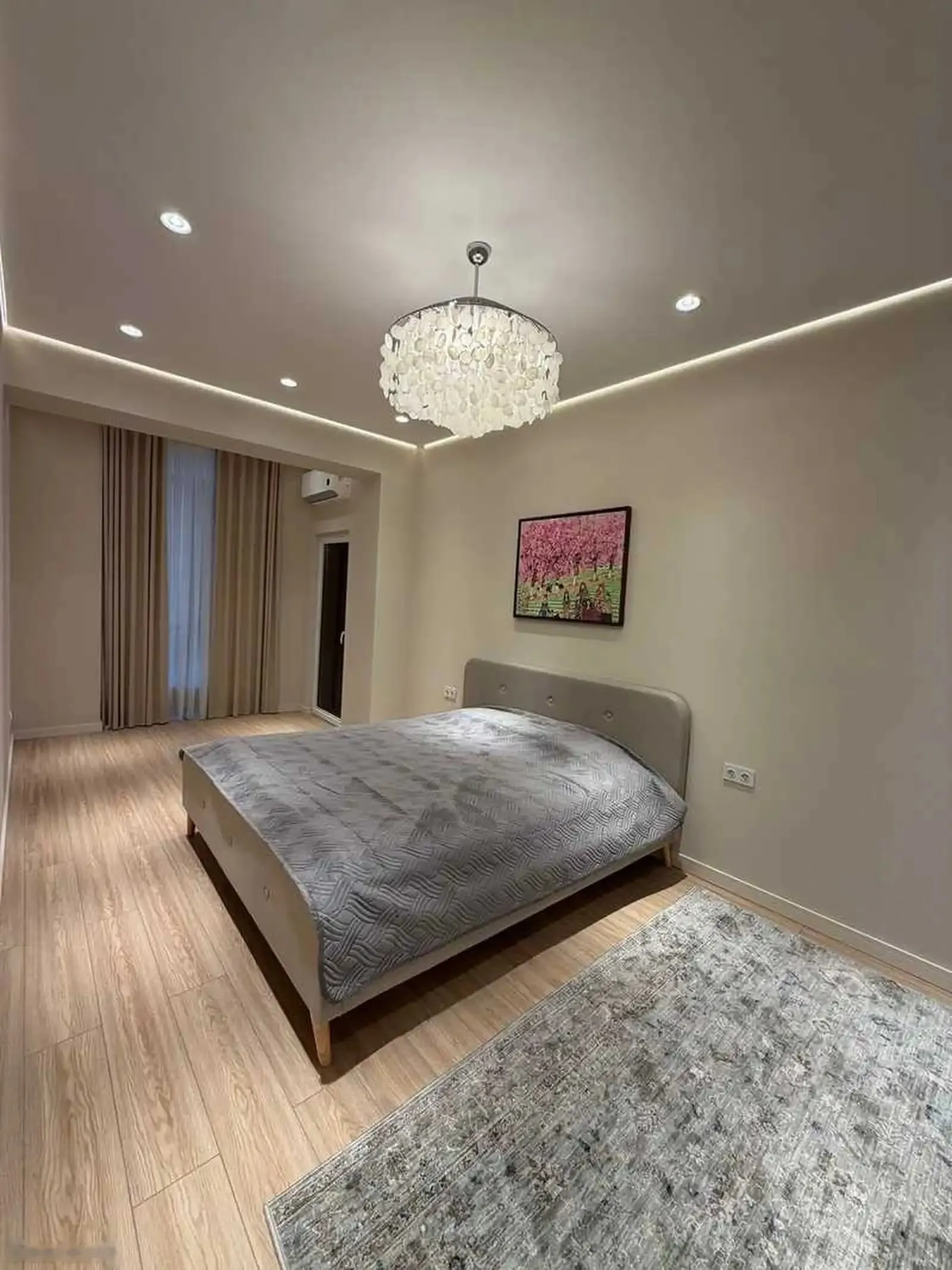 3-комн. квартира, 16 этаж, 100м², Дом печать