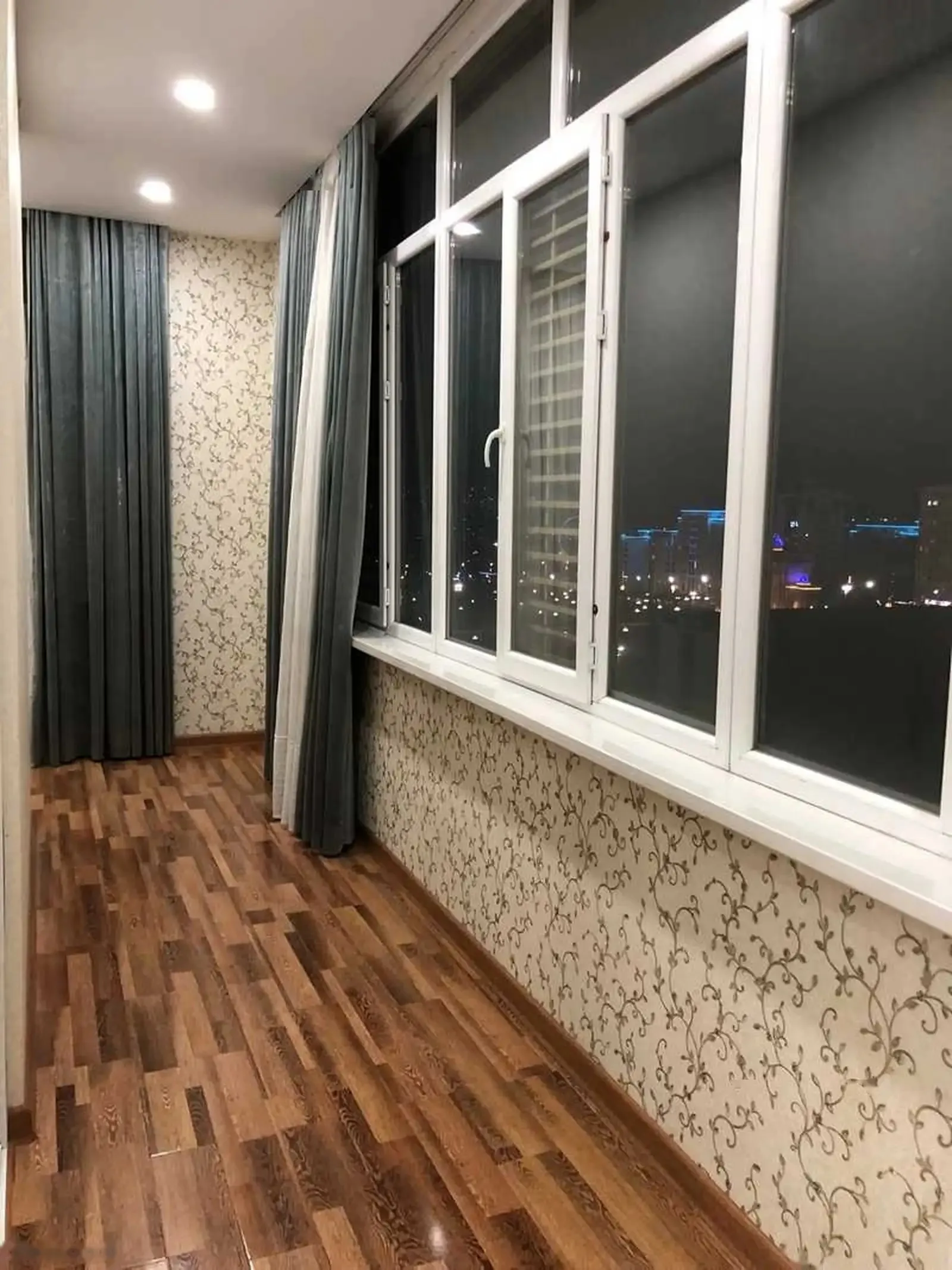 3-комн. квартира, 11 этаж, 140м², 8 март