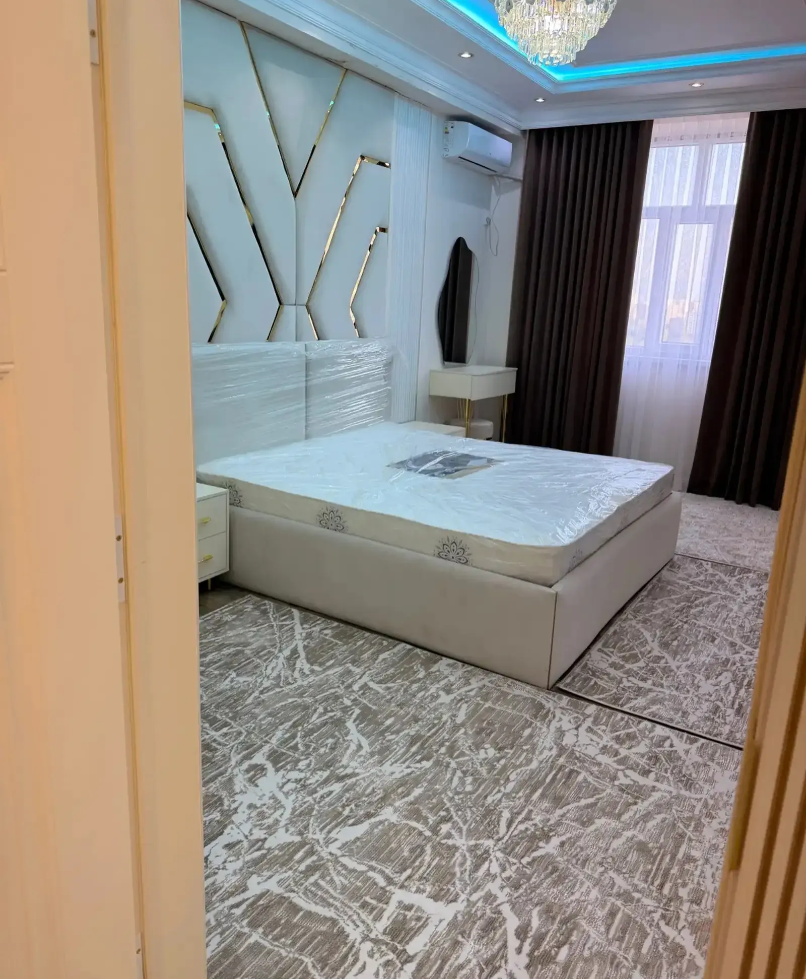 3-комн. квартира, 12 этаж, 135м², Ресторан Бурак