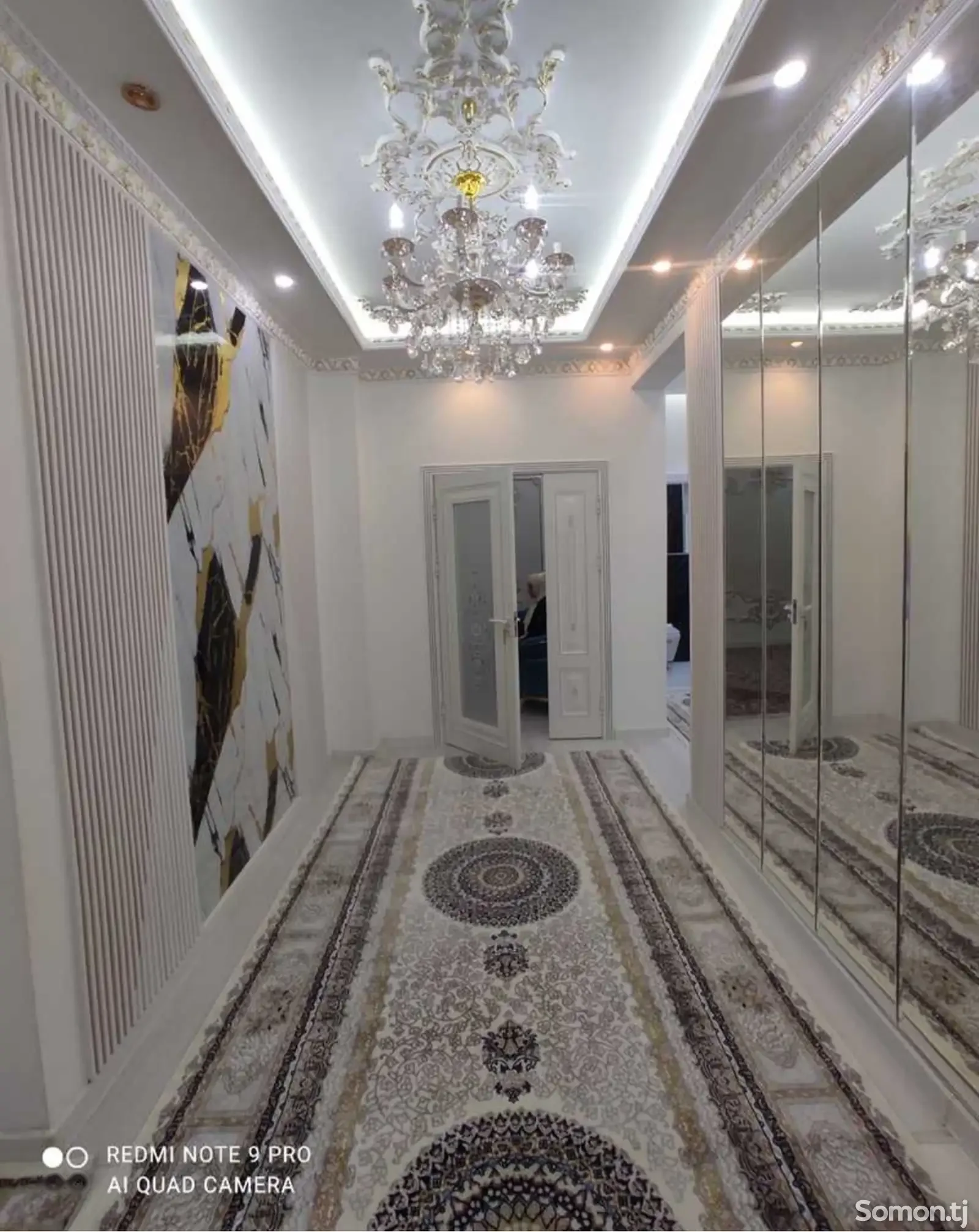 2-комн. квартира, 3 этаж, 72м², Голубой экран