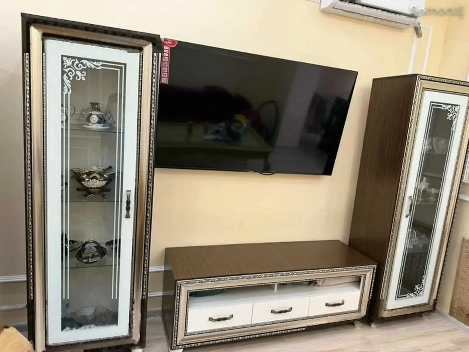 2-комн. квартира, 13 этаж, 60м², Шохмансур