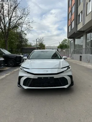 Toyota Camry, 2025