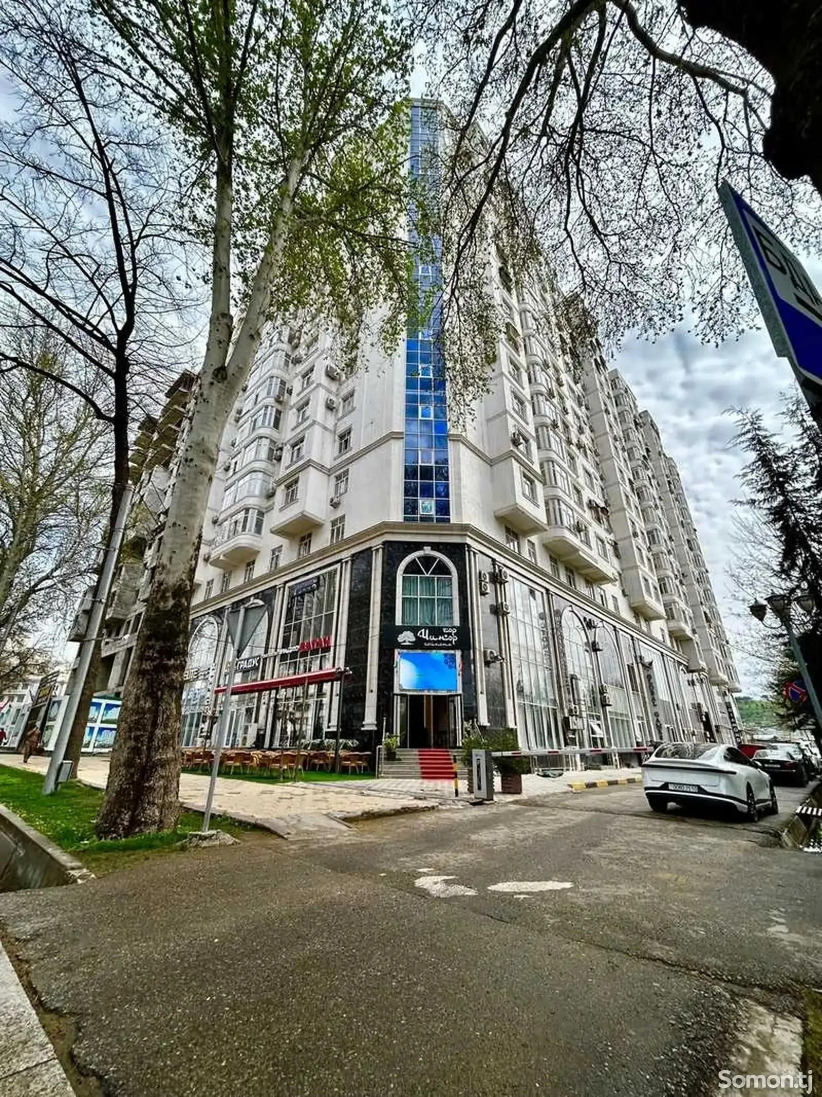 2-комн. квартира, 14 этаж, 75м², 8 март