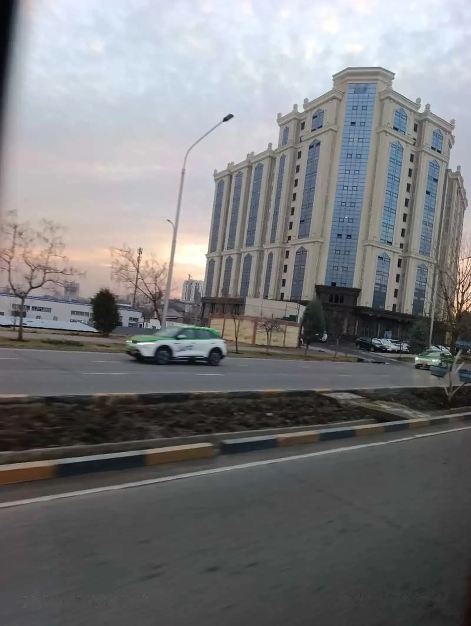 3-комн. квартира, 5 этаж, 150м², ру ба руи Масчиди нав