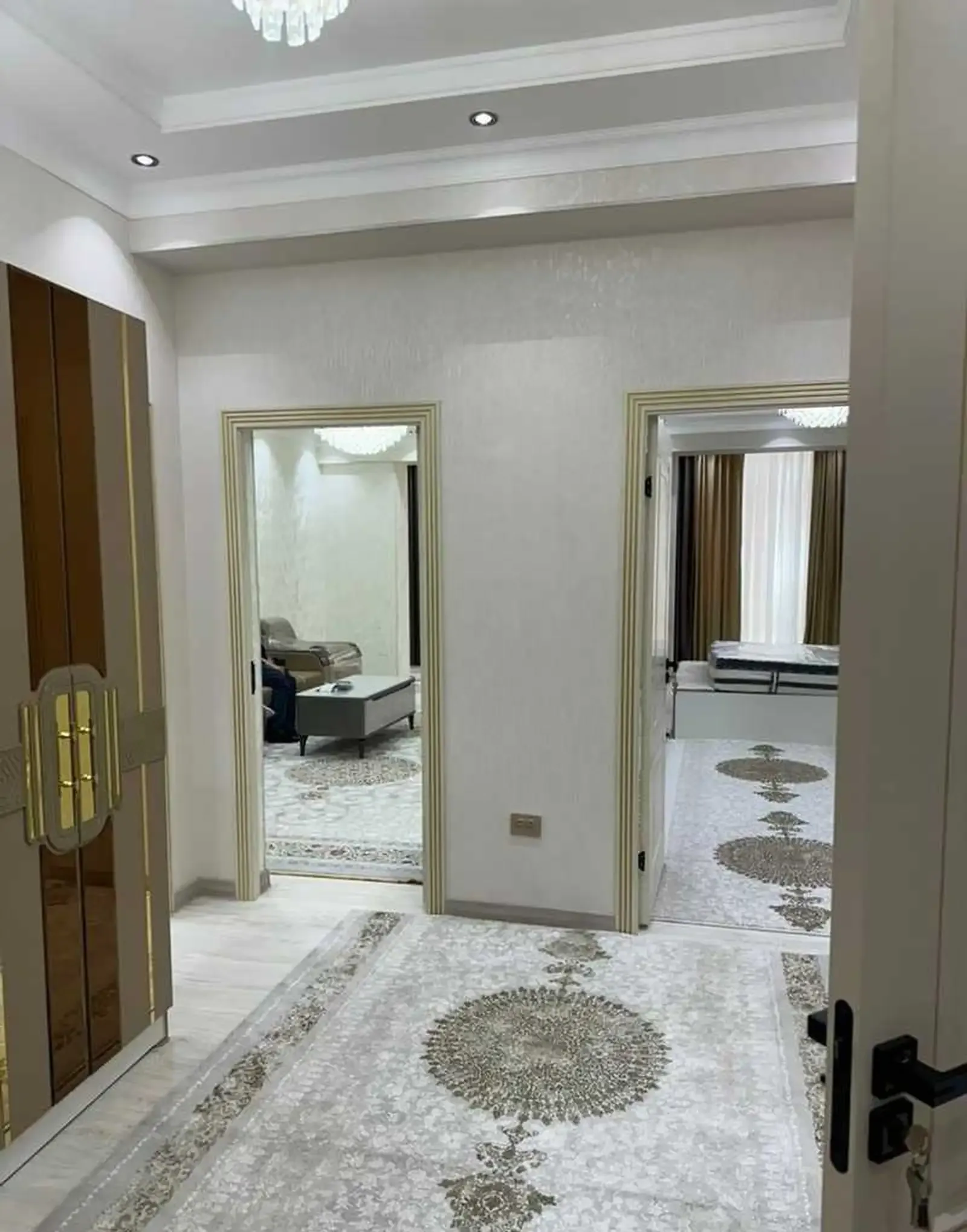 2-комн. квартира, 5 этаж, 80м², И.Сомони