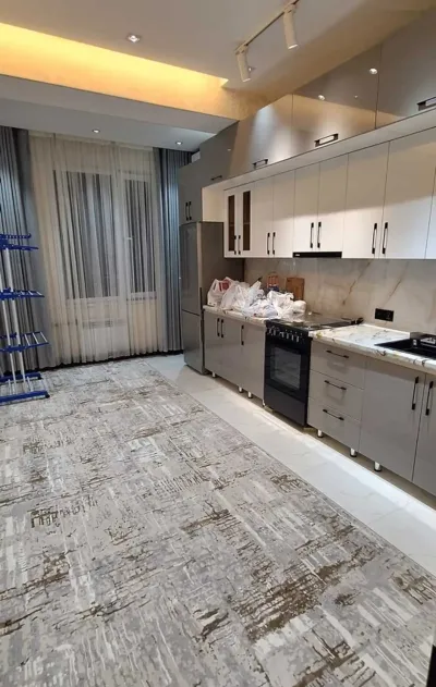2-комн. квартира, 5 этаж, 83м², Сомони