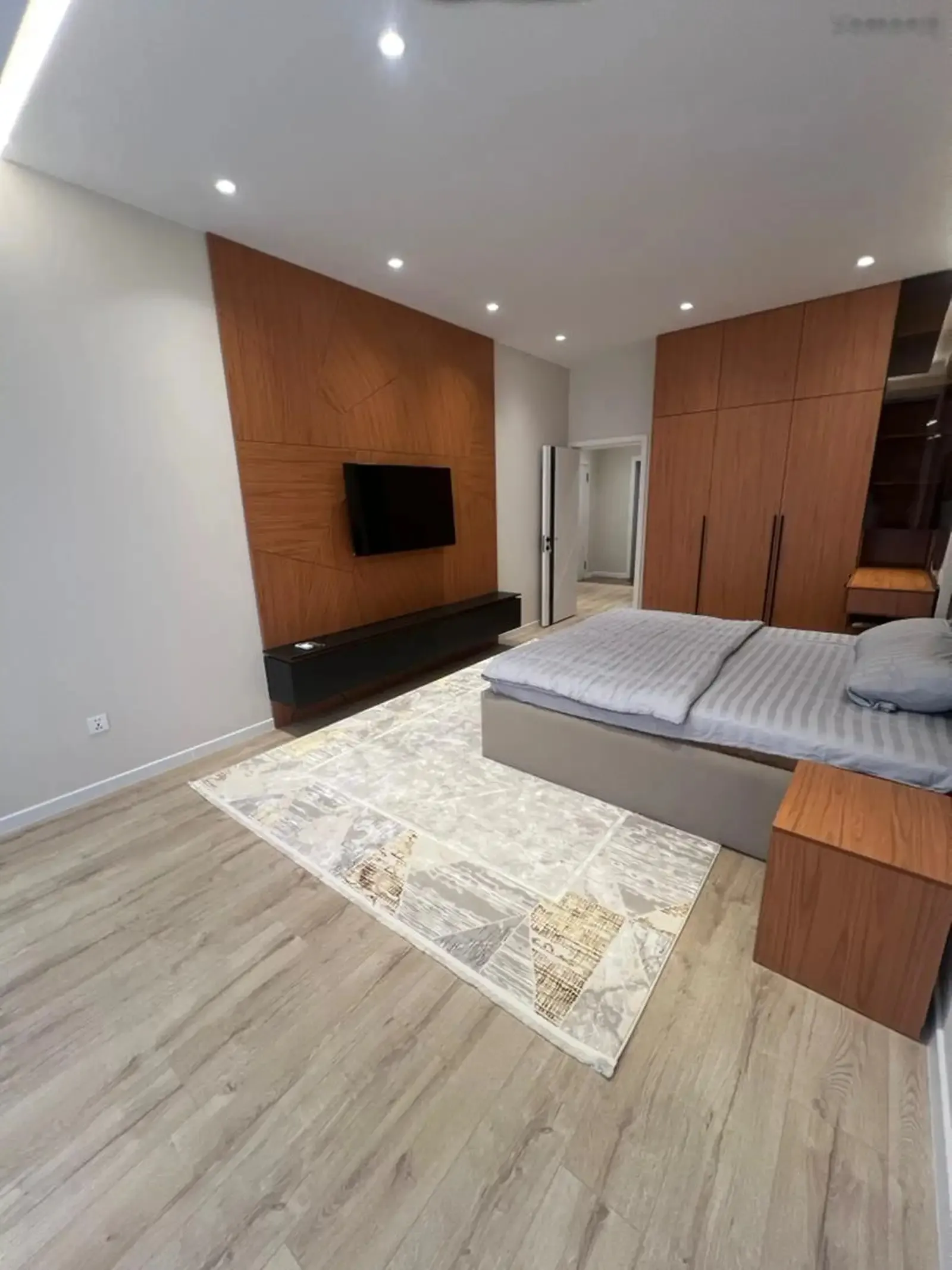2-комн. квартира, 7 этаж, 70м², овир