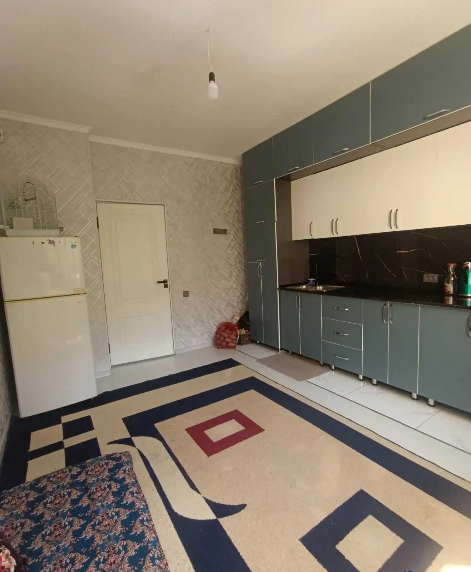 2-комн. квартира, 2 этаж, 70 м², Фирдавси