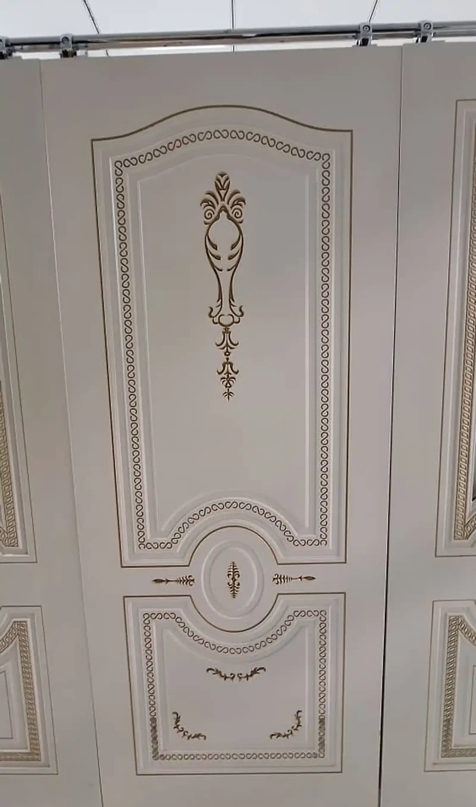 Дверь