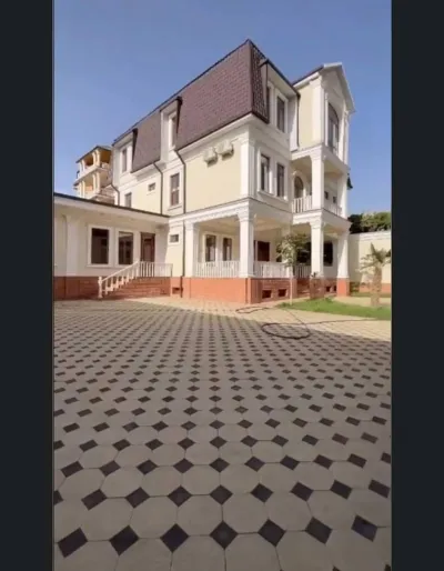 2-этажный, 13 комнатный дом, 580 м², И. Сомони