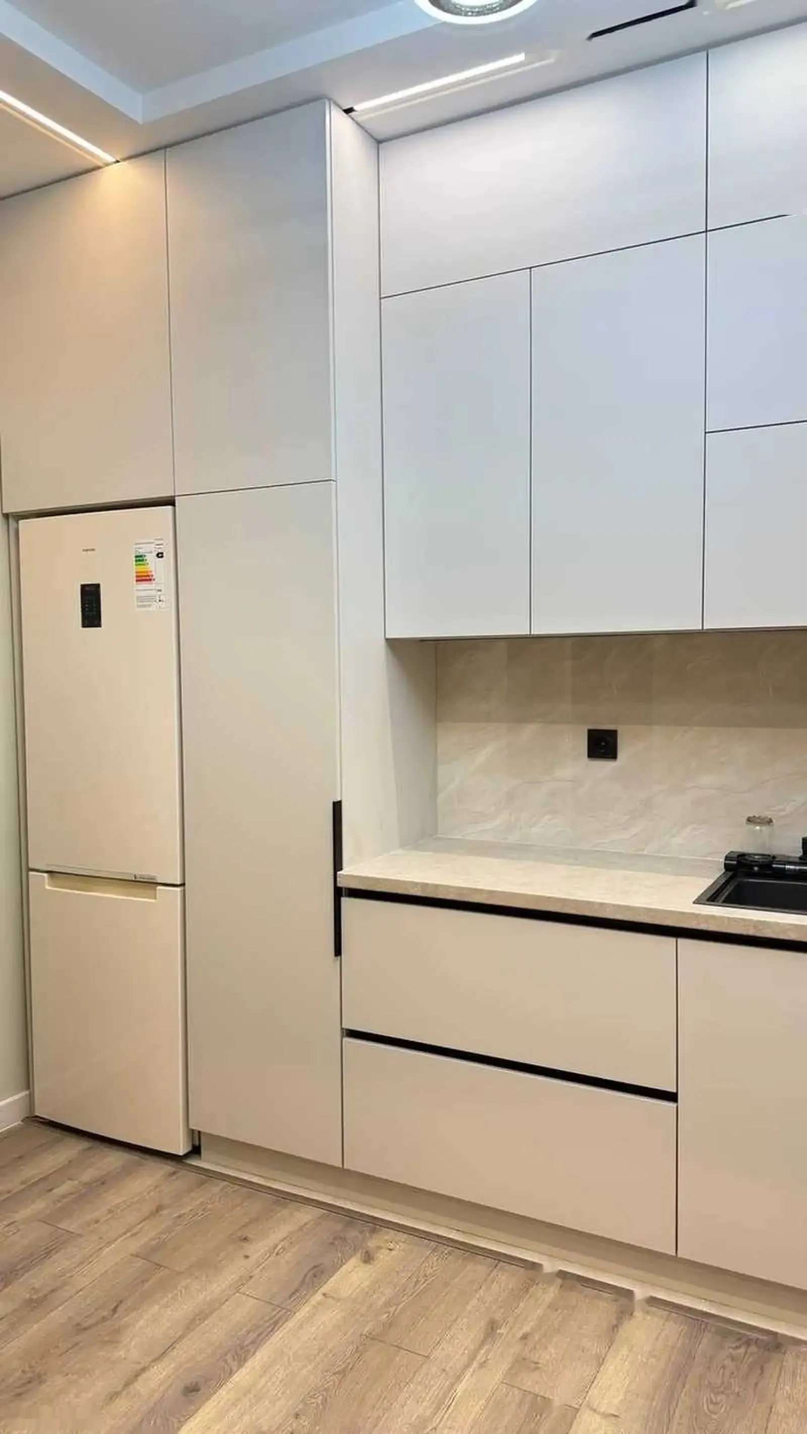 3-комн. квартира, 4 этаж, 91м², И.Сомони чорохаи северни
