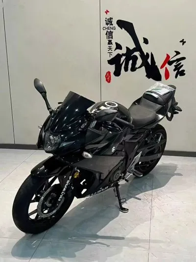 Мотоцикл Suzuki GSX
