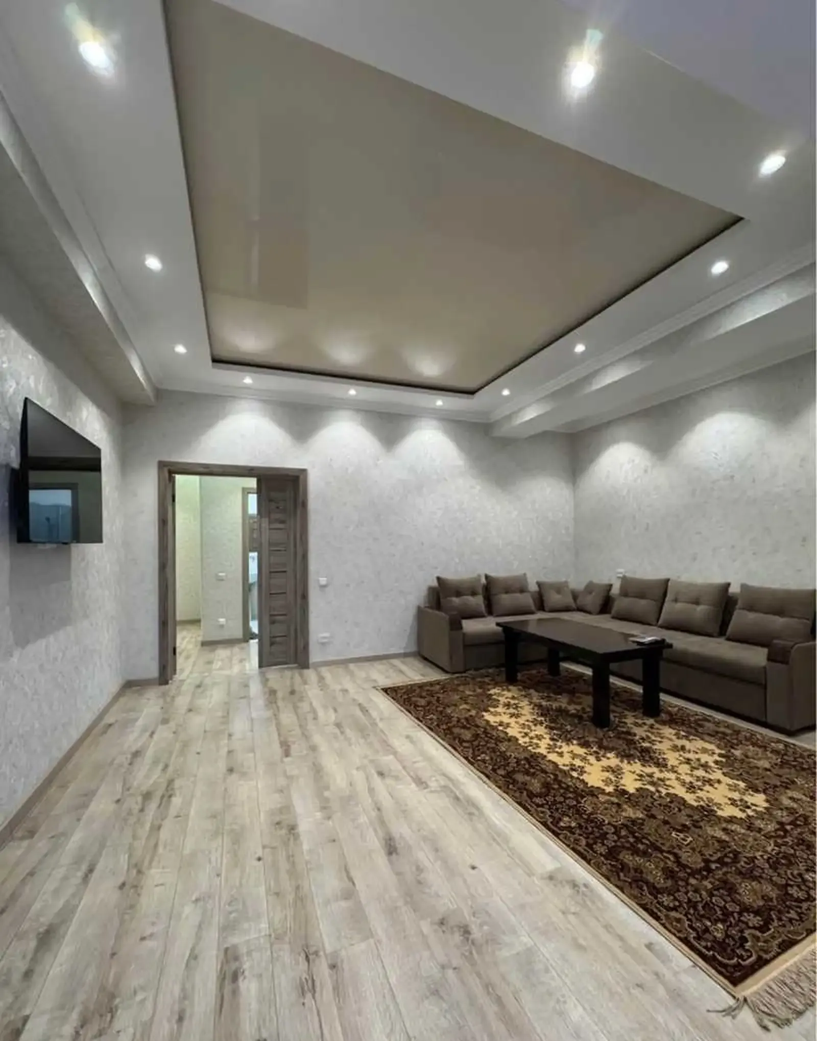 2-комн. квартира, 6 этаж, 80м², Ашан