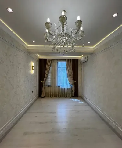 3-комн. квартира, 1 этаж, 82 м²,  33мкр