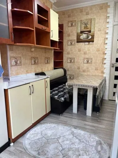 2-комн. квартира, 4 этаж, 60м², 92 мкр