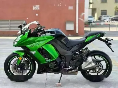 Мотоцикл Kawasaki Z