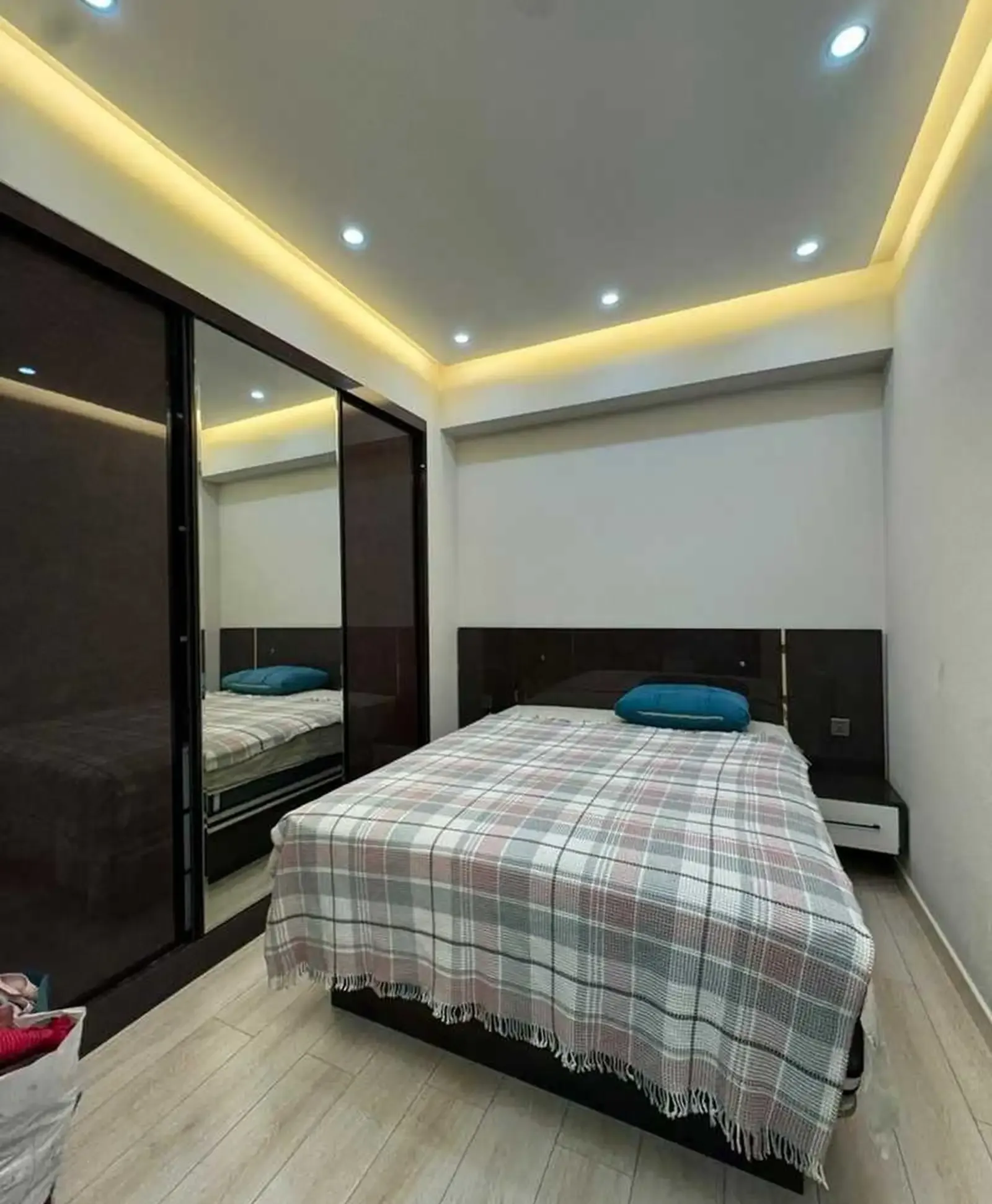 2-комн. квартира, 5 этаж, 62м², Садбарг