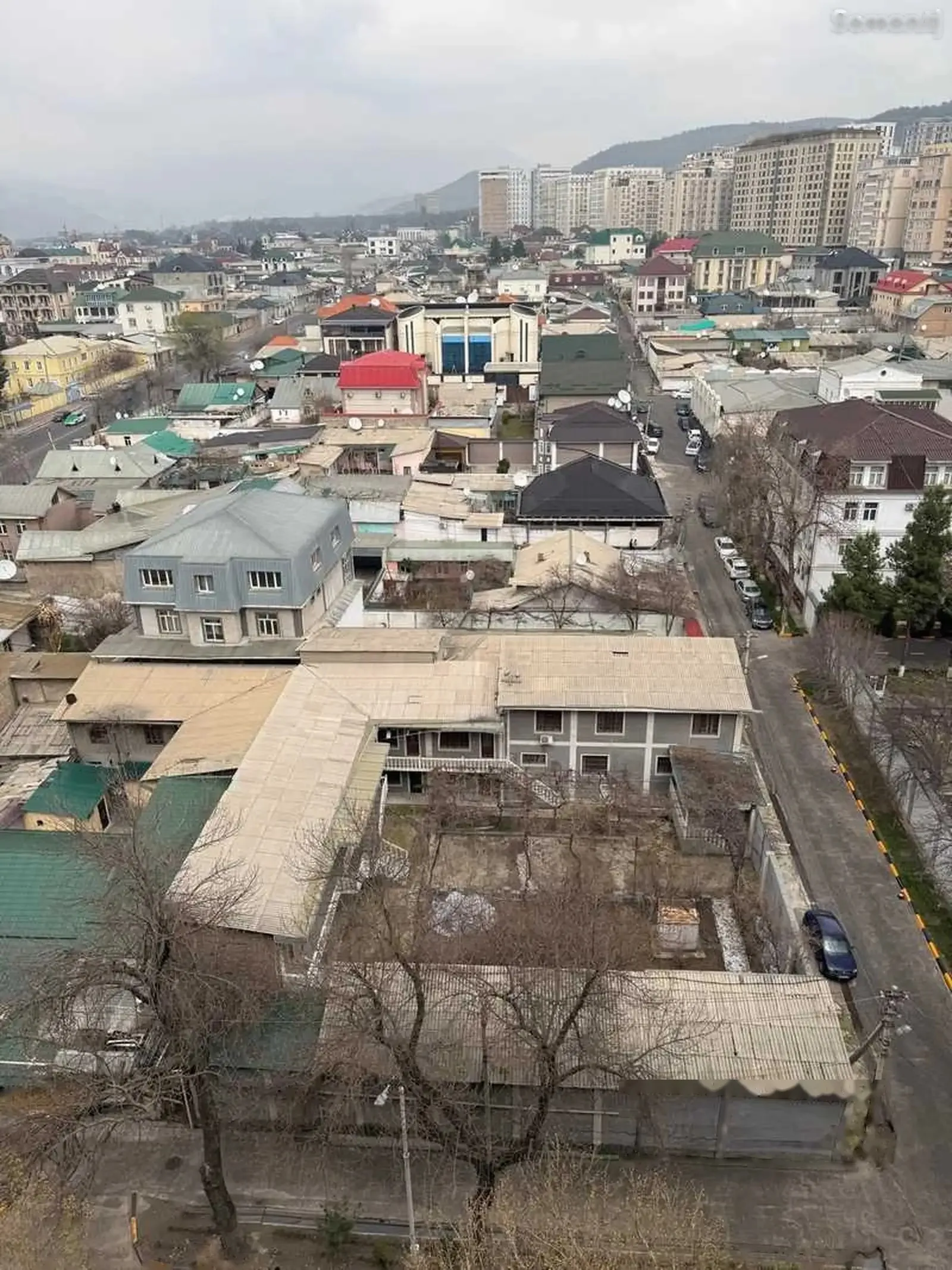 2-комн. квартира, 10 этаж, 100м², боги ботаники