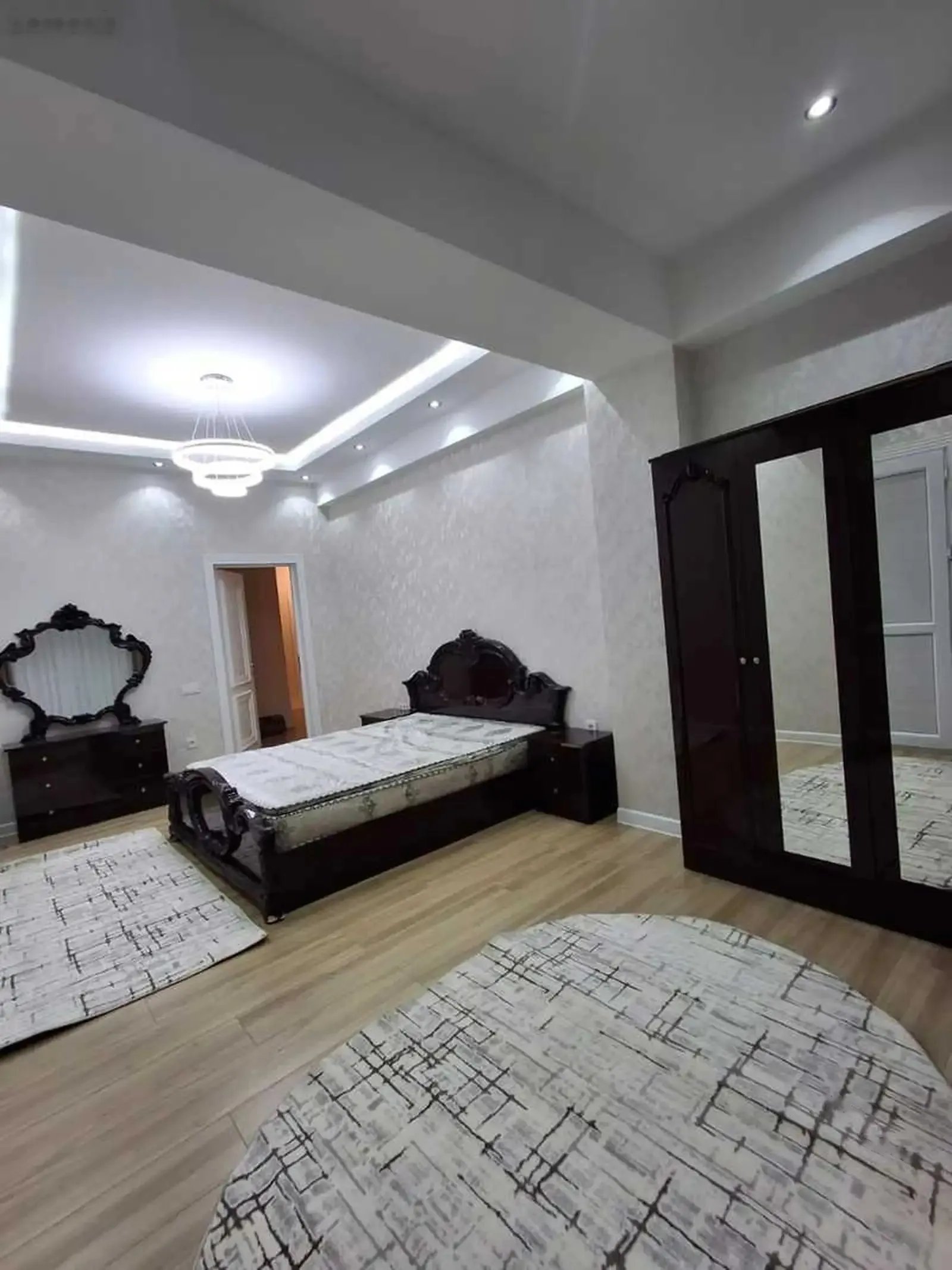 2-комн. квартира, 6 этаж, 80м², текстиль