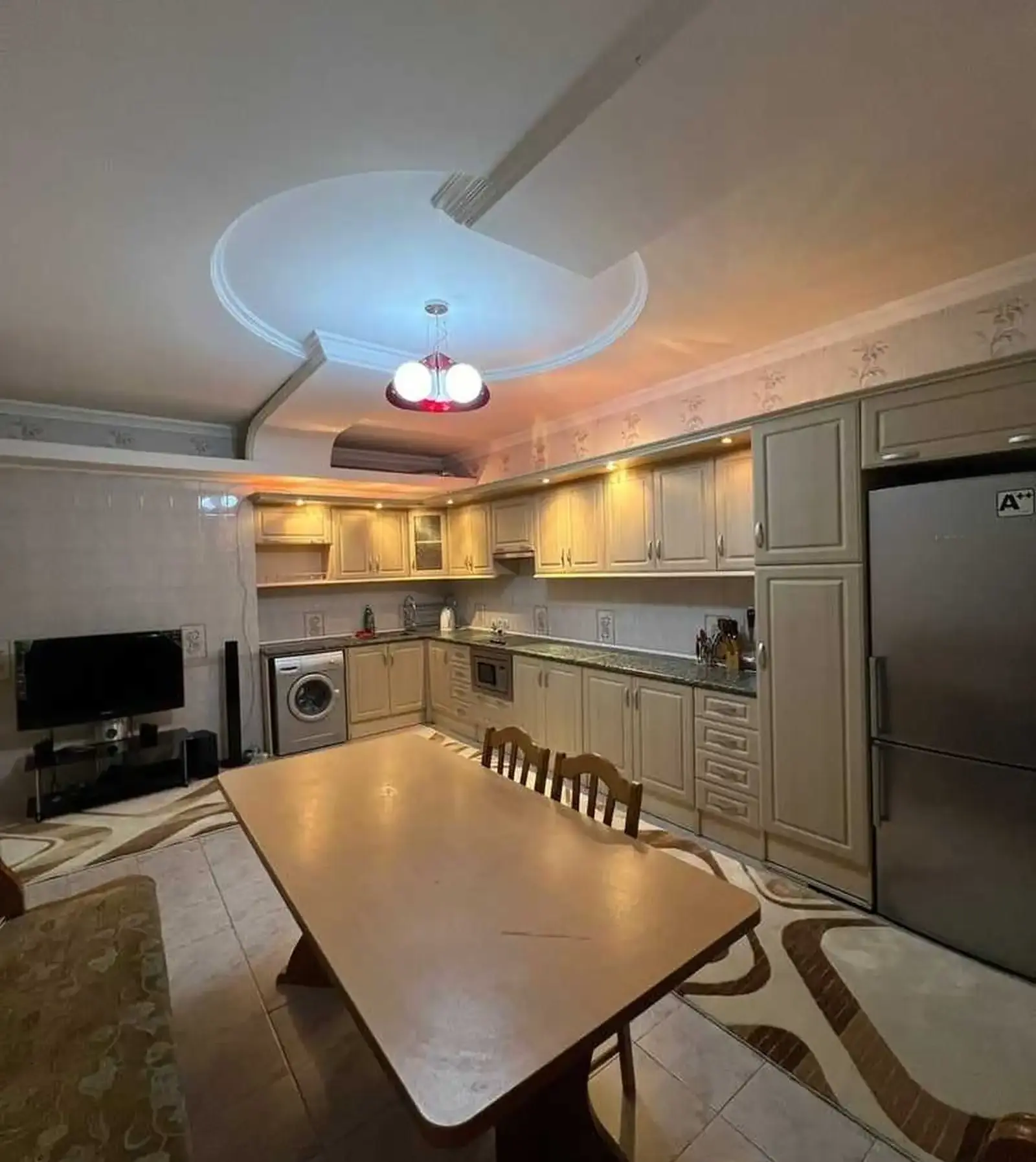 2-комн. квартира, 2 этаж, 96м²,  Сомони