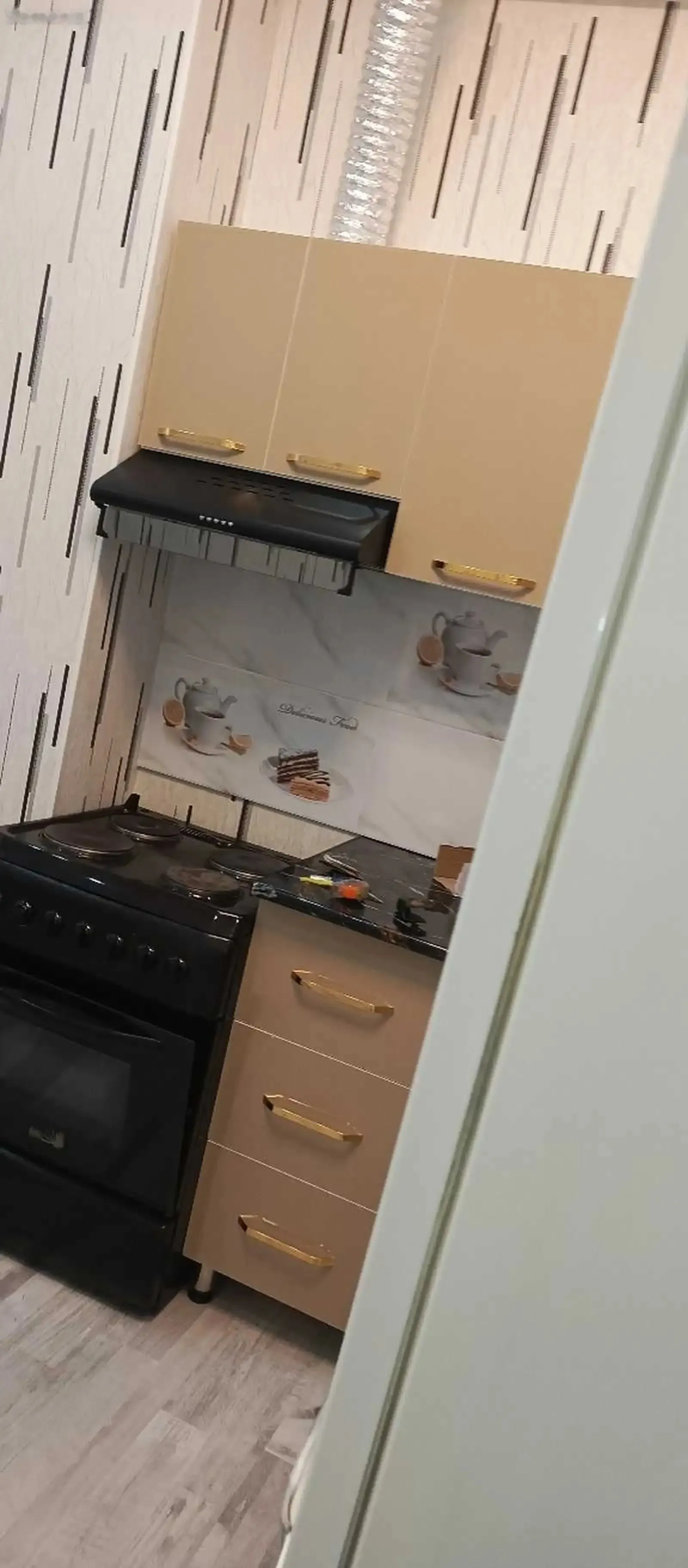 2-комн. квартира, 4 этаж, 58м², Боги ботаники