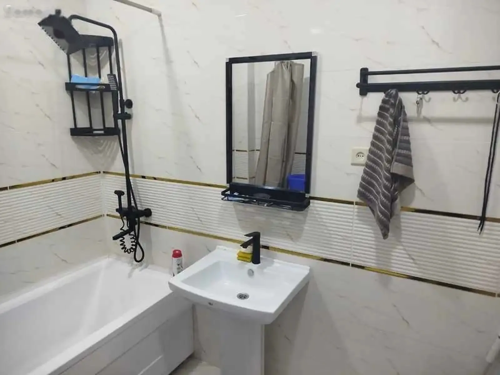 2-комн. квартира, 13 этаж, 64м², 4дома