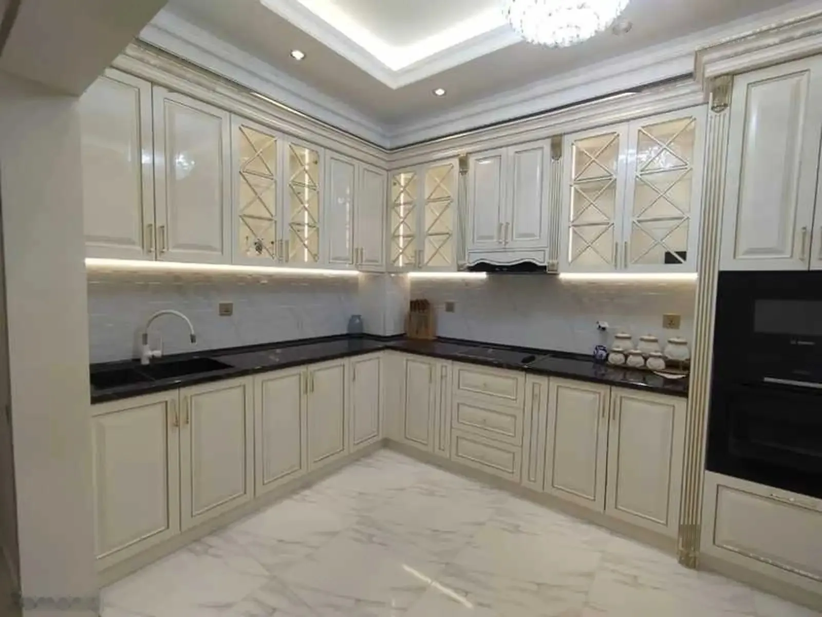 2-комн. квартира, 10 этаж, 74м², пайкари таможный