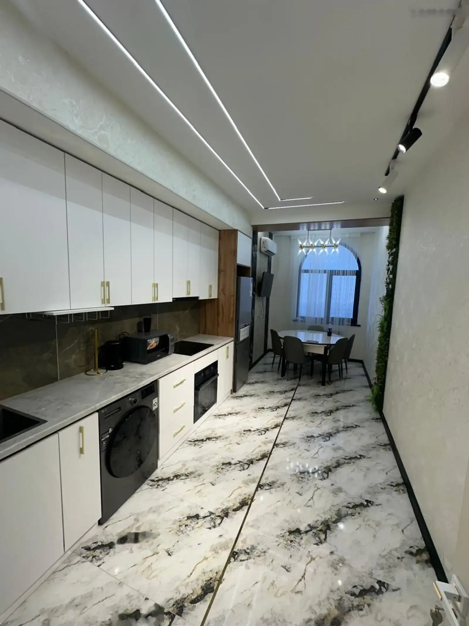2-комн. квартира, 12 этаж, 90м², Аэропорт