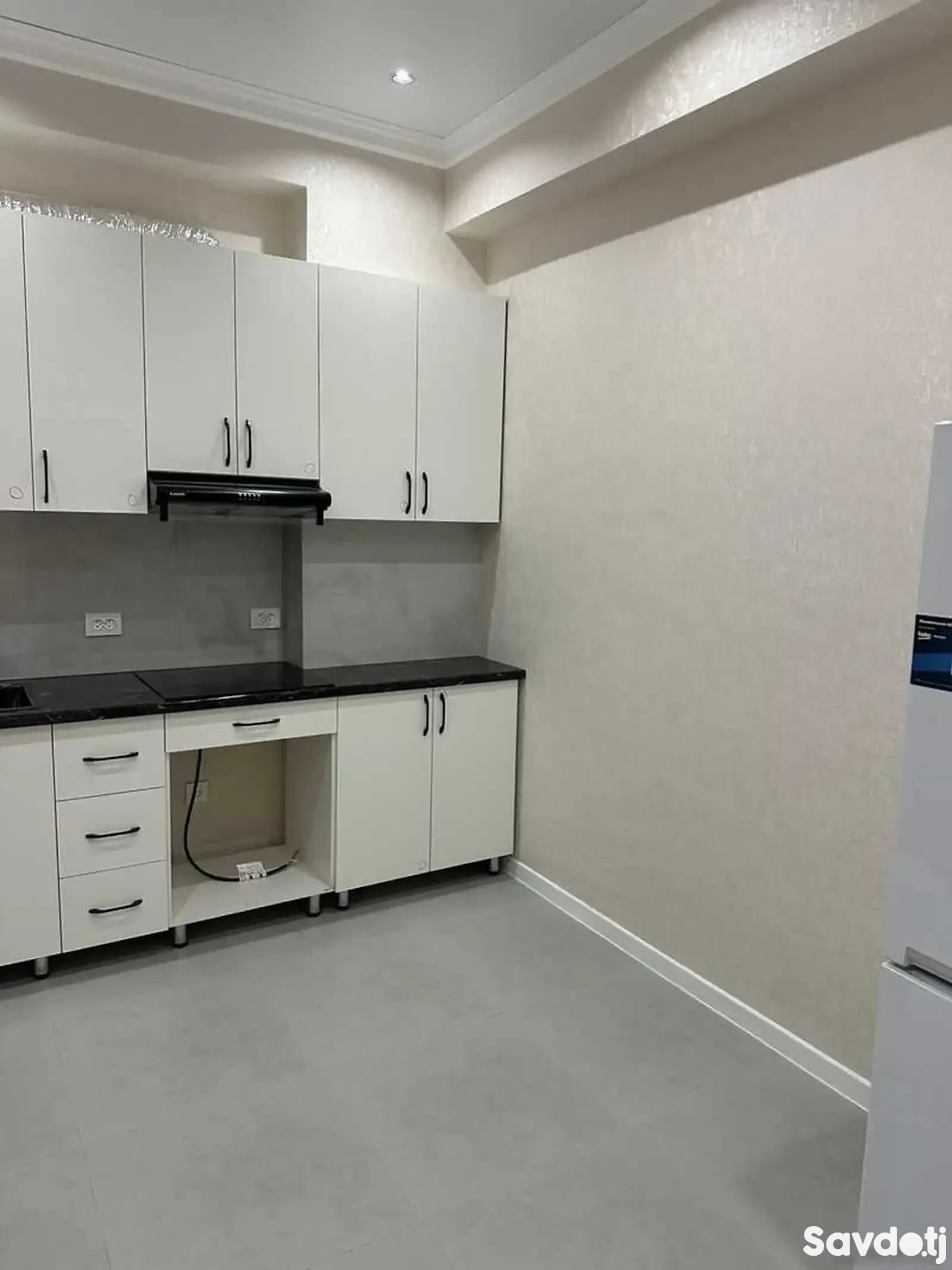 3-комн. квартира, 10 этаж, 78м², Шохмансур, чордома