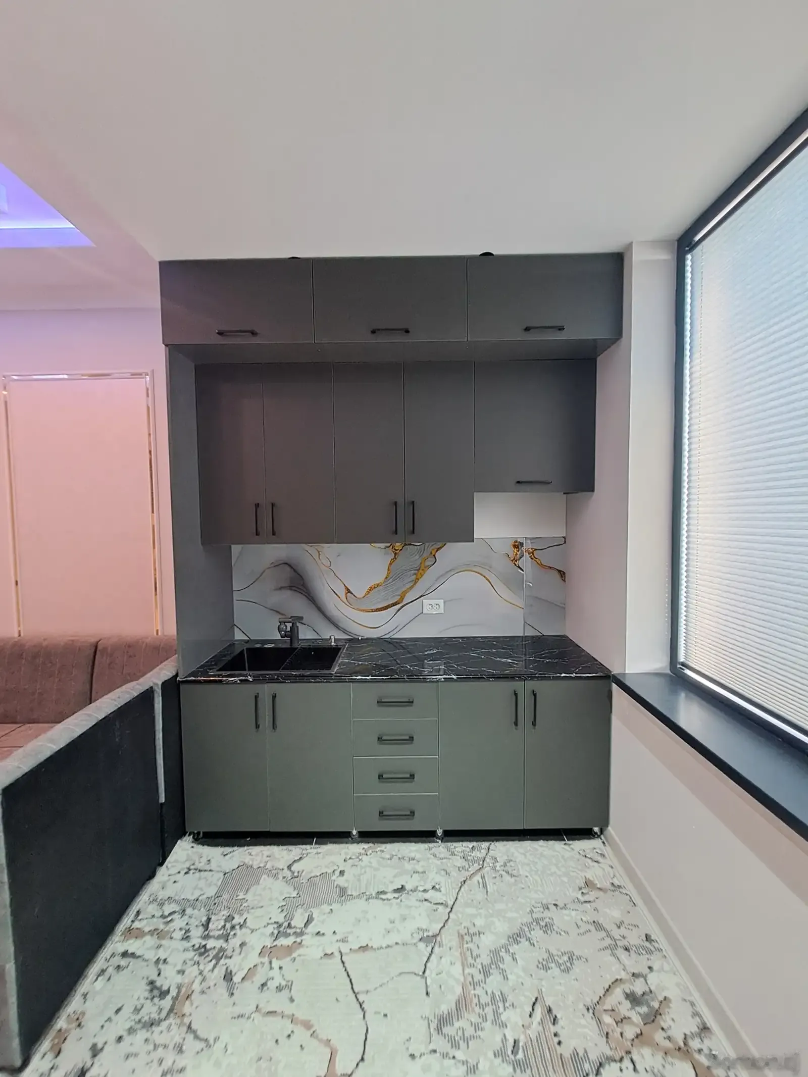2-комн. квартира, 11 этаж, 65 м², 12мкр